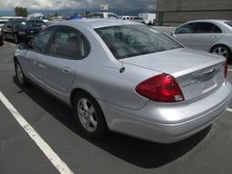 2002 FORD TAURUS