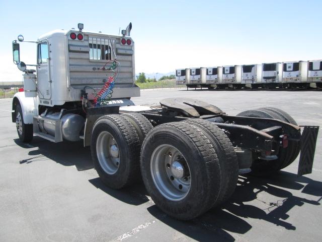 1995 FREIGHTLINER DAY CAB