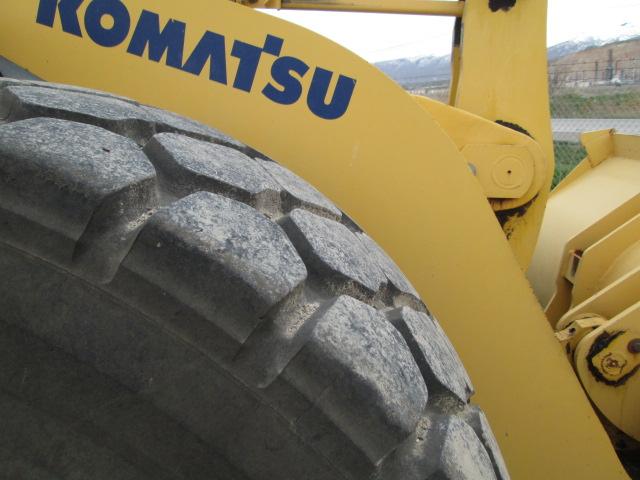 KOMATSU WA380 LOADER