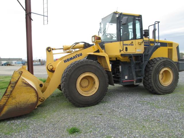 KOMATSU WA380 LOADER