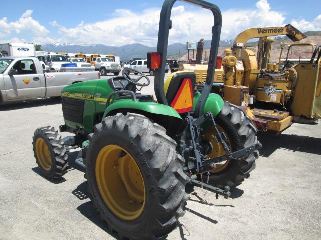 JOHN DEERE 4400 TRACTOR