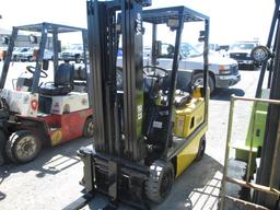 YALE FORKLIFT