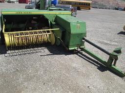 JOHN DEERE 336 BALER