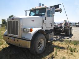 2010 PETERBILT 367 HOOK TRUCK