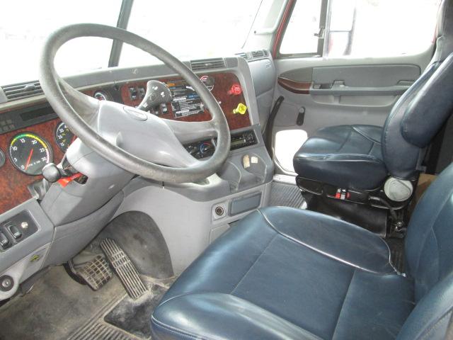 2005 FREIGHTLINER CONVENTIONAL