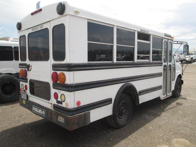 2002 GMC 3500 BUS