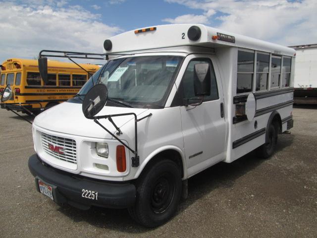 2002 GMC 3500 BUS