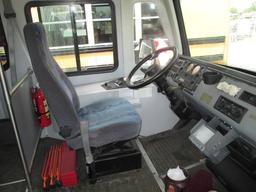 2000 FREIGHTLINER 33 PASS BUS