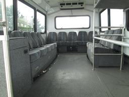 2009 CHEV SHUTTLE BUS