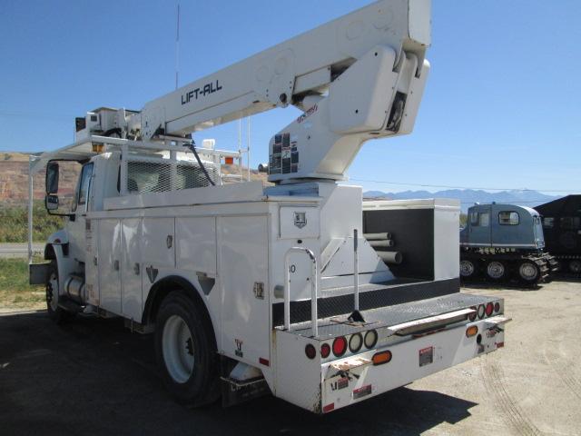 2010 INTL 4400 BUCKET TRK