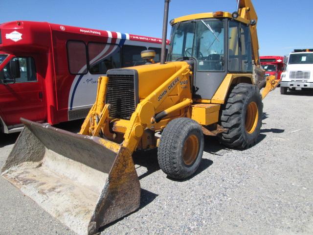 1984 JOHN DEERE 510B BACKHOE