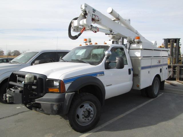 2006 FORD F550 BUCKET TRK