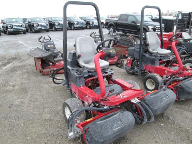 TORO 3WD REEL MOWER