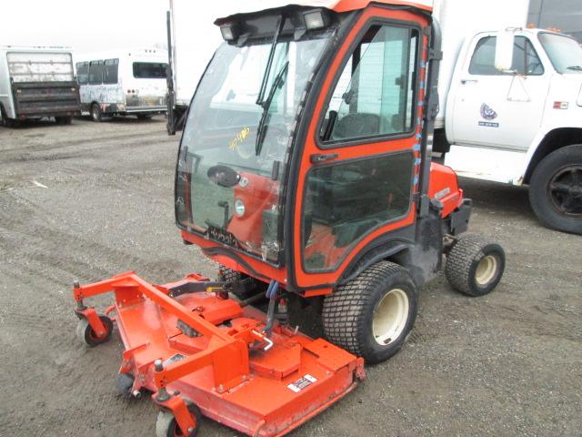 KUBOTA F3080