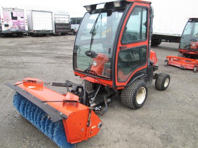 KUBOTA F3080