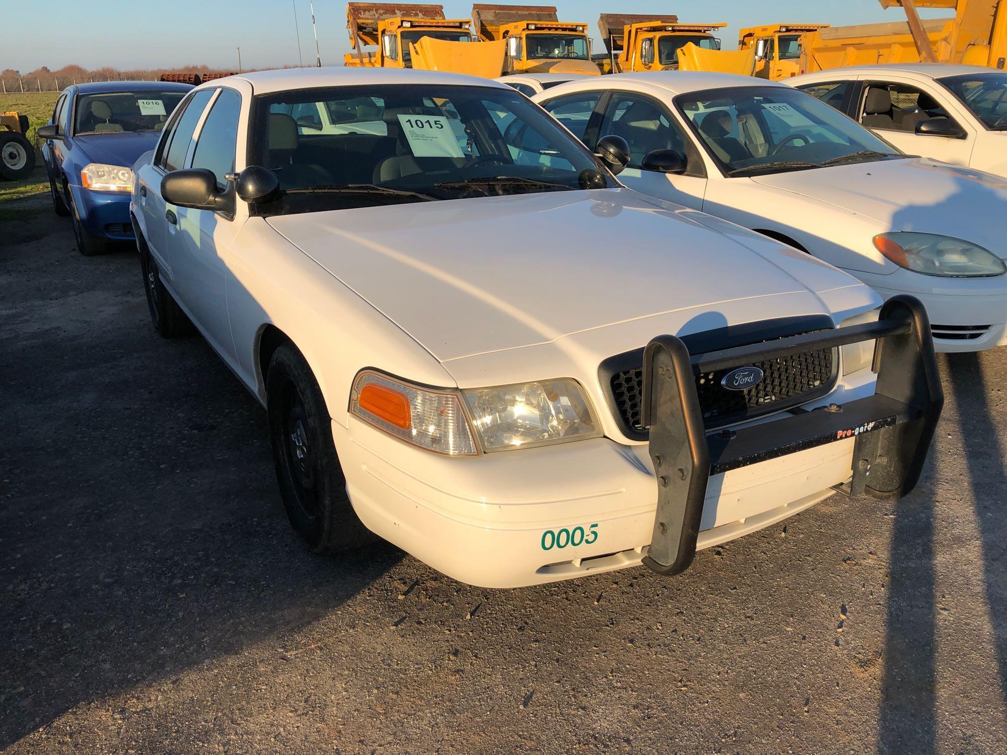 2010 FORD CROWN VIC