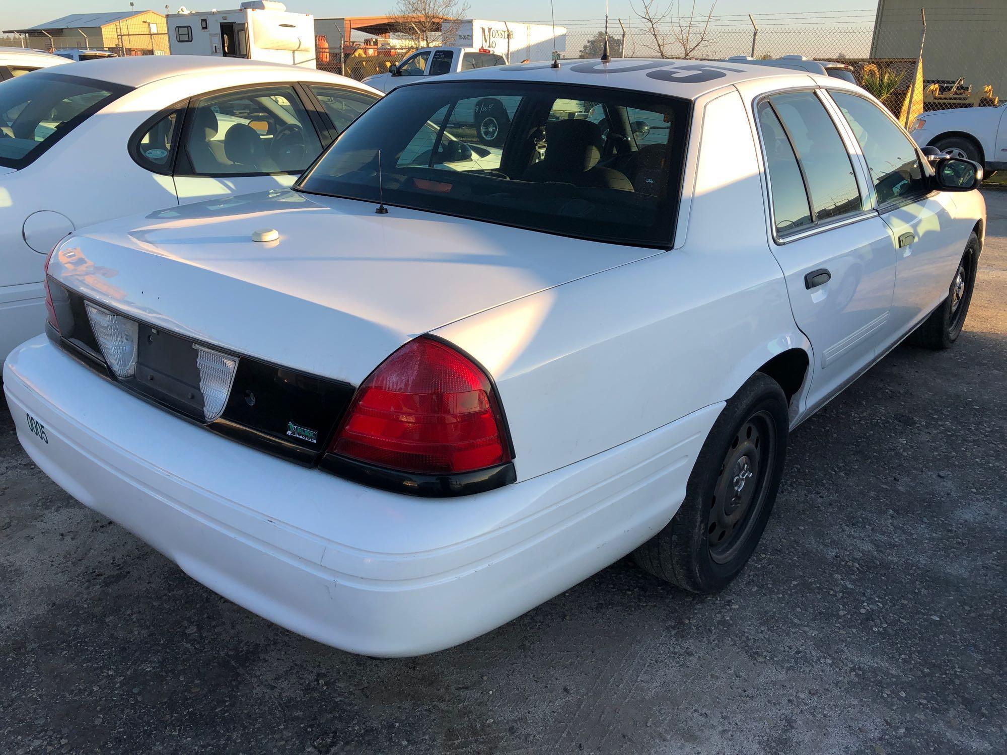 2010 FORD CROWN VIC