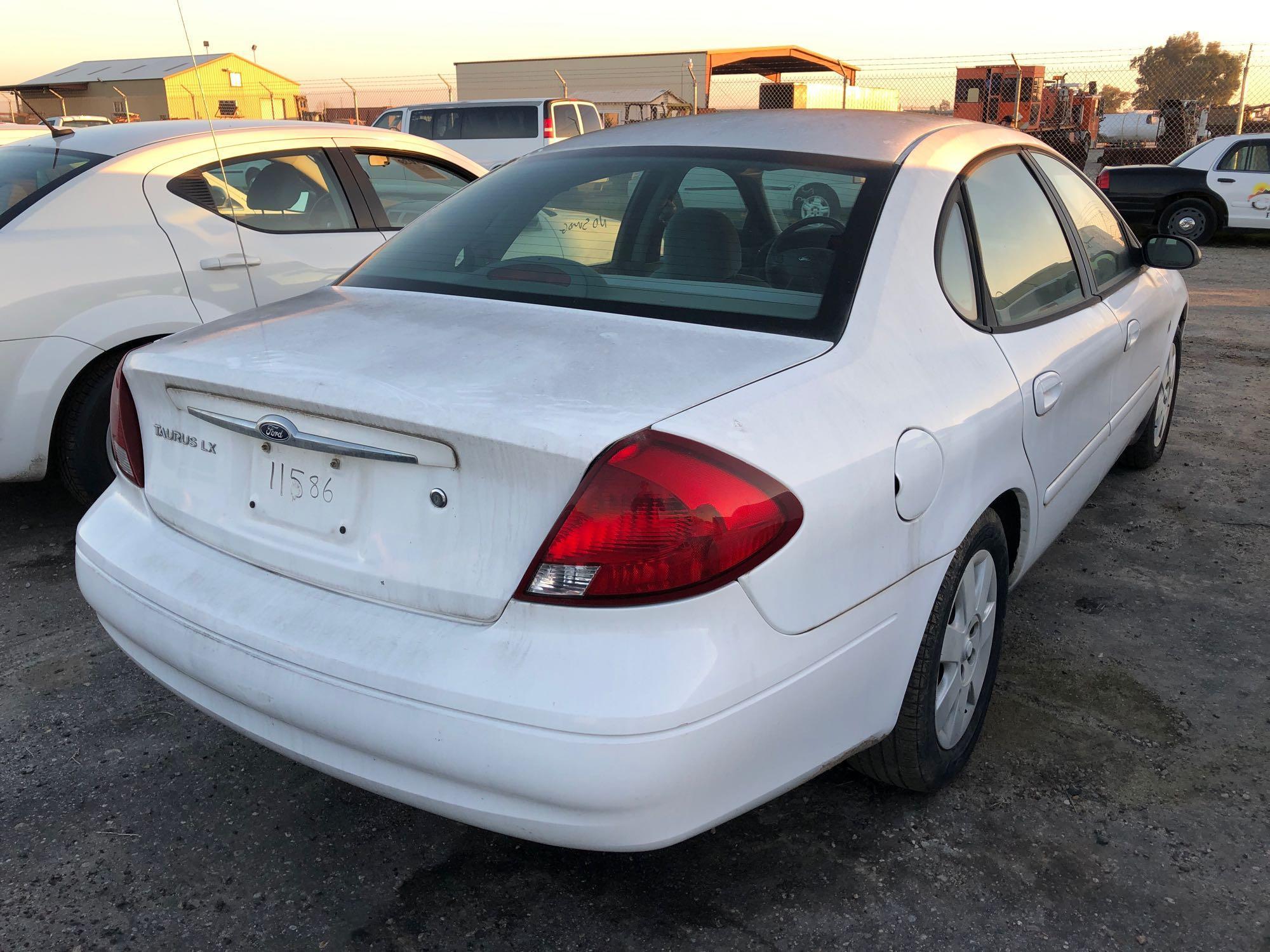 2001 FORD TAURUS LX