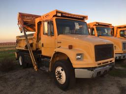 2002 FREIGHTLINER FL-70 PB LOADER