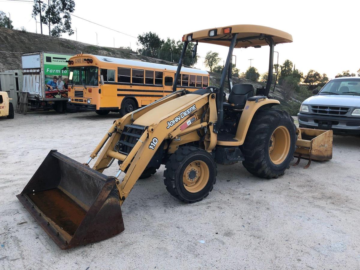 JOHN DEERE 110 4X4