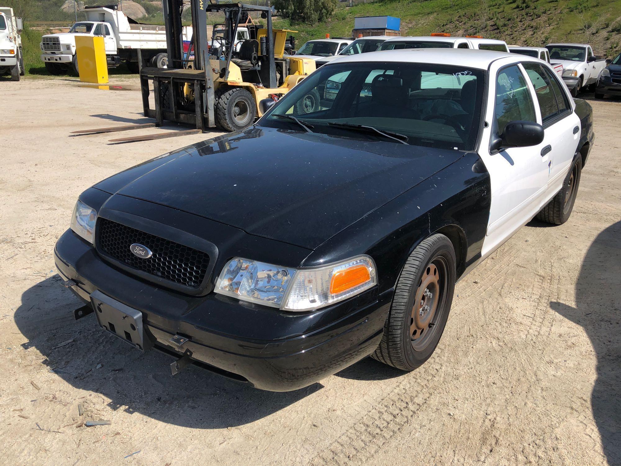 2011 FORD CROWN VIC