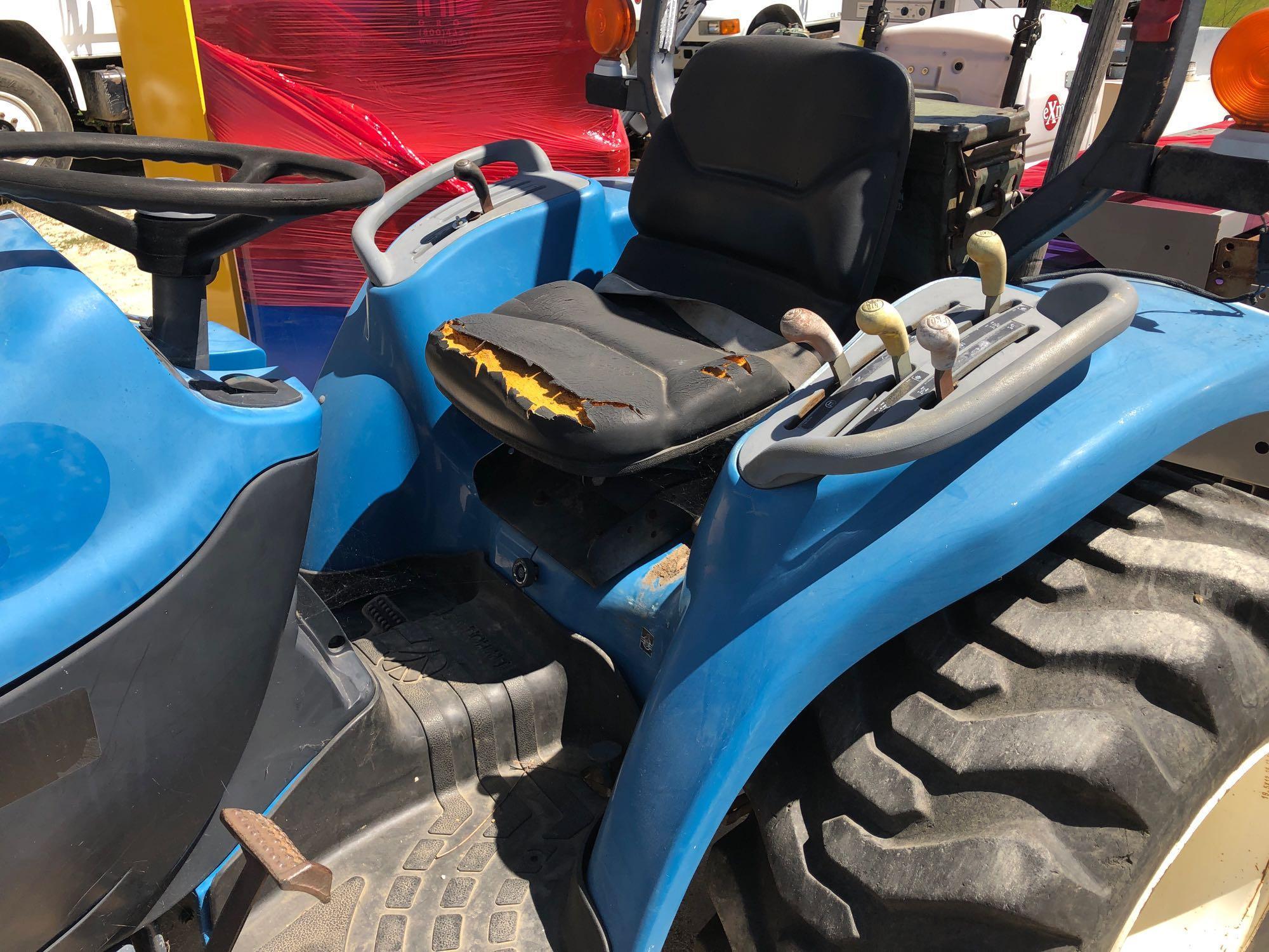 NEW HOLLAND T1630