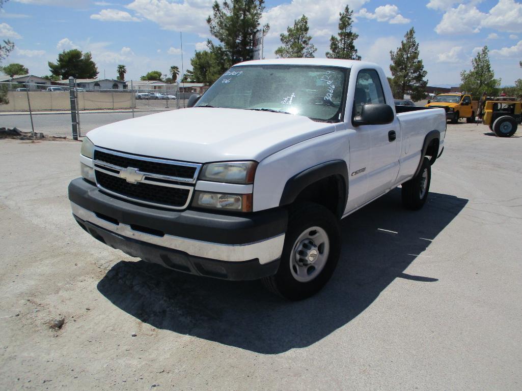 2006 CHEV 2500 HD PICKUP