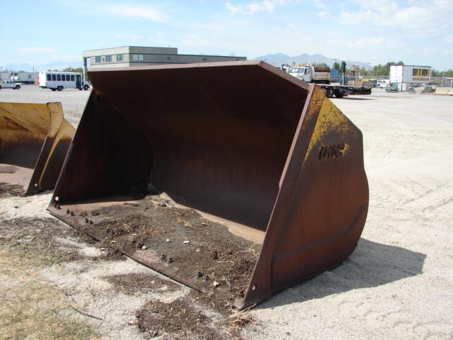 KOMATSU LOADER BUCKET