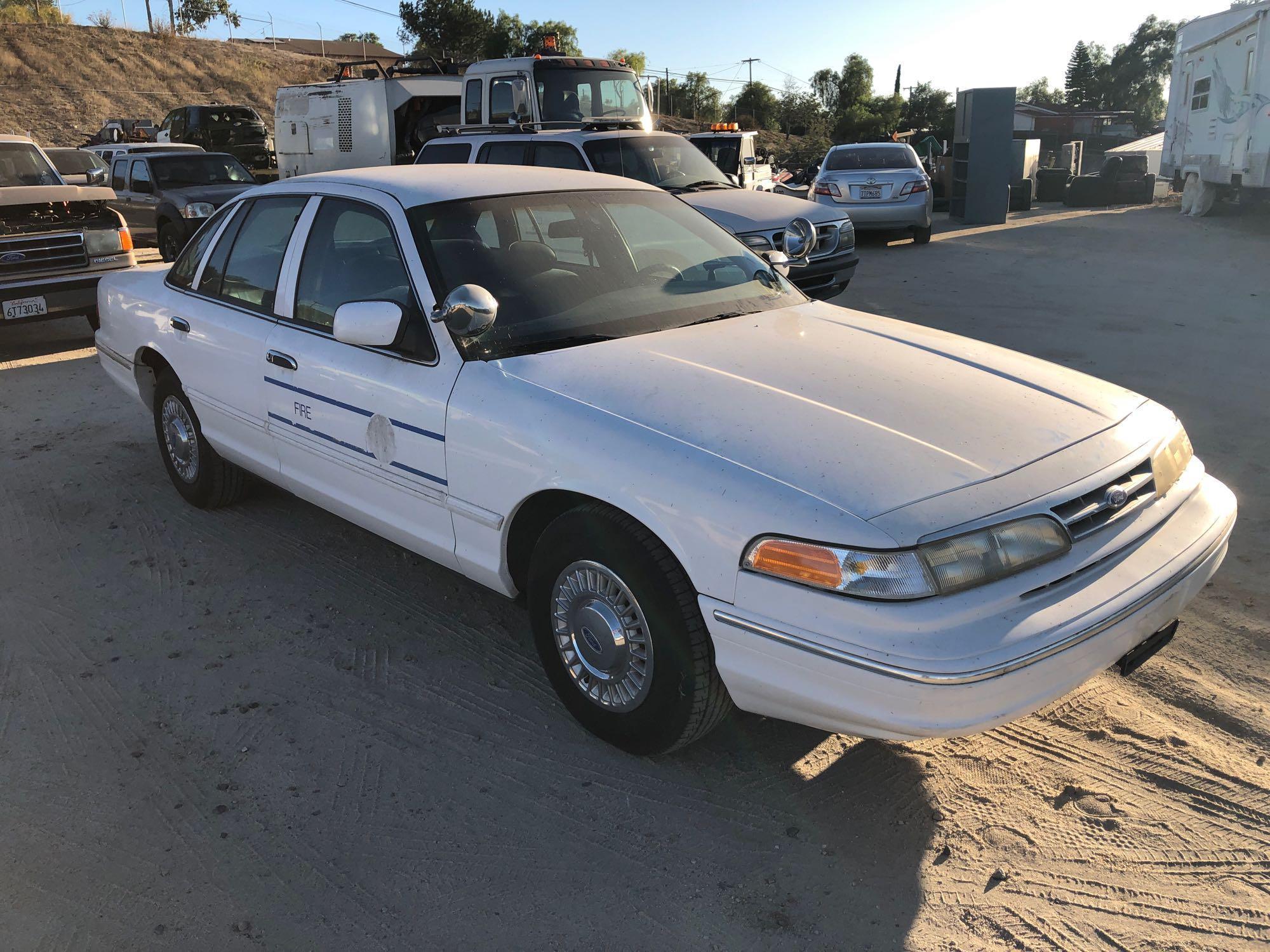 1997 FORD CROWN VICTORIA