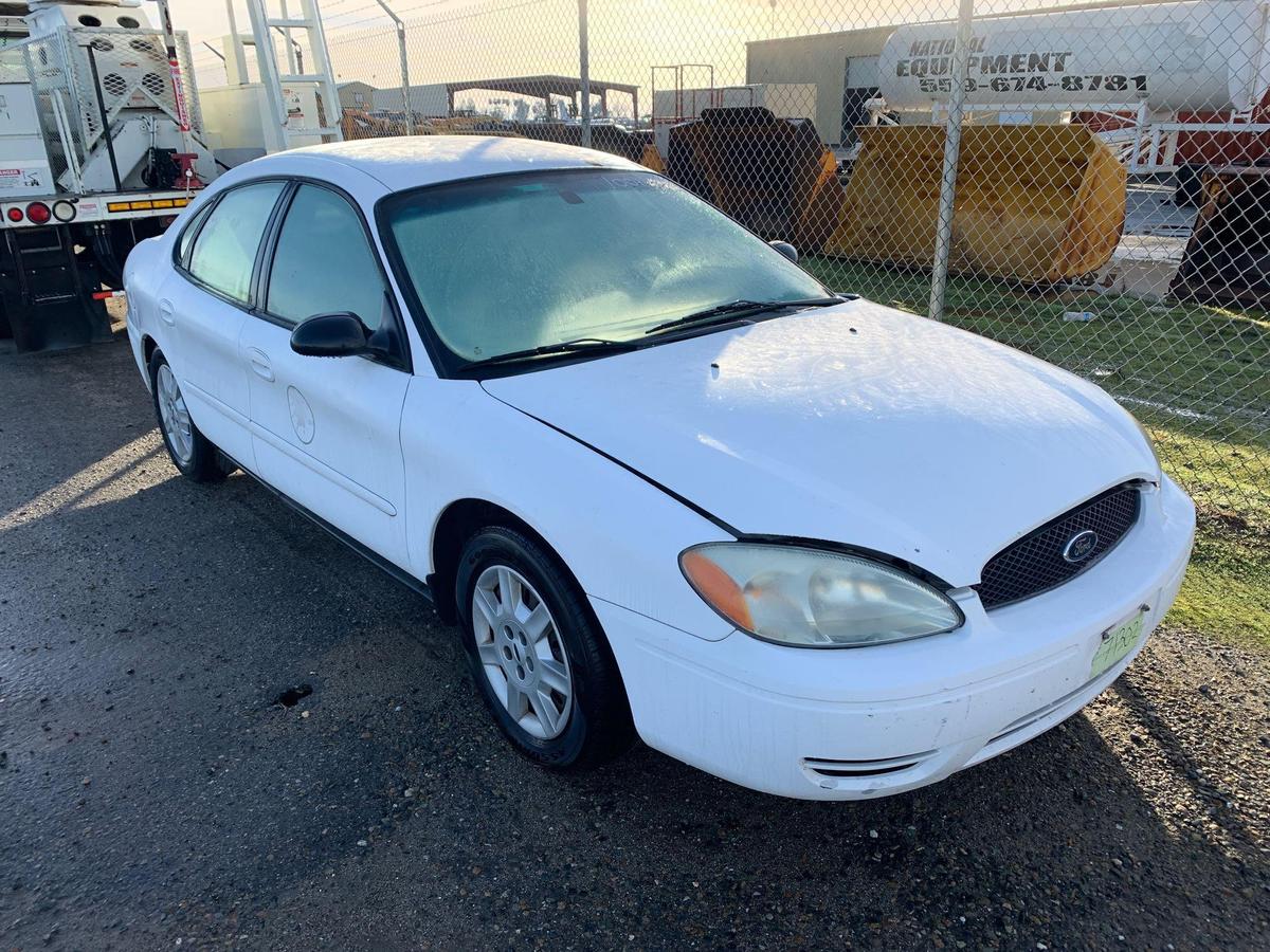 2007 FORD TAURUS SE