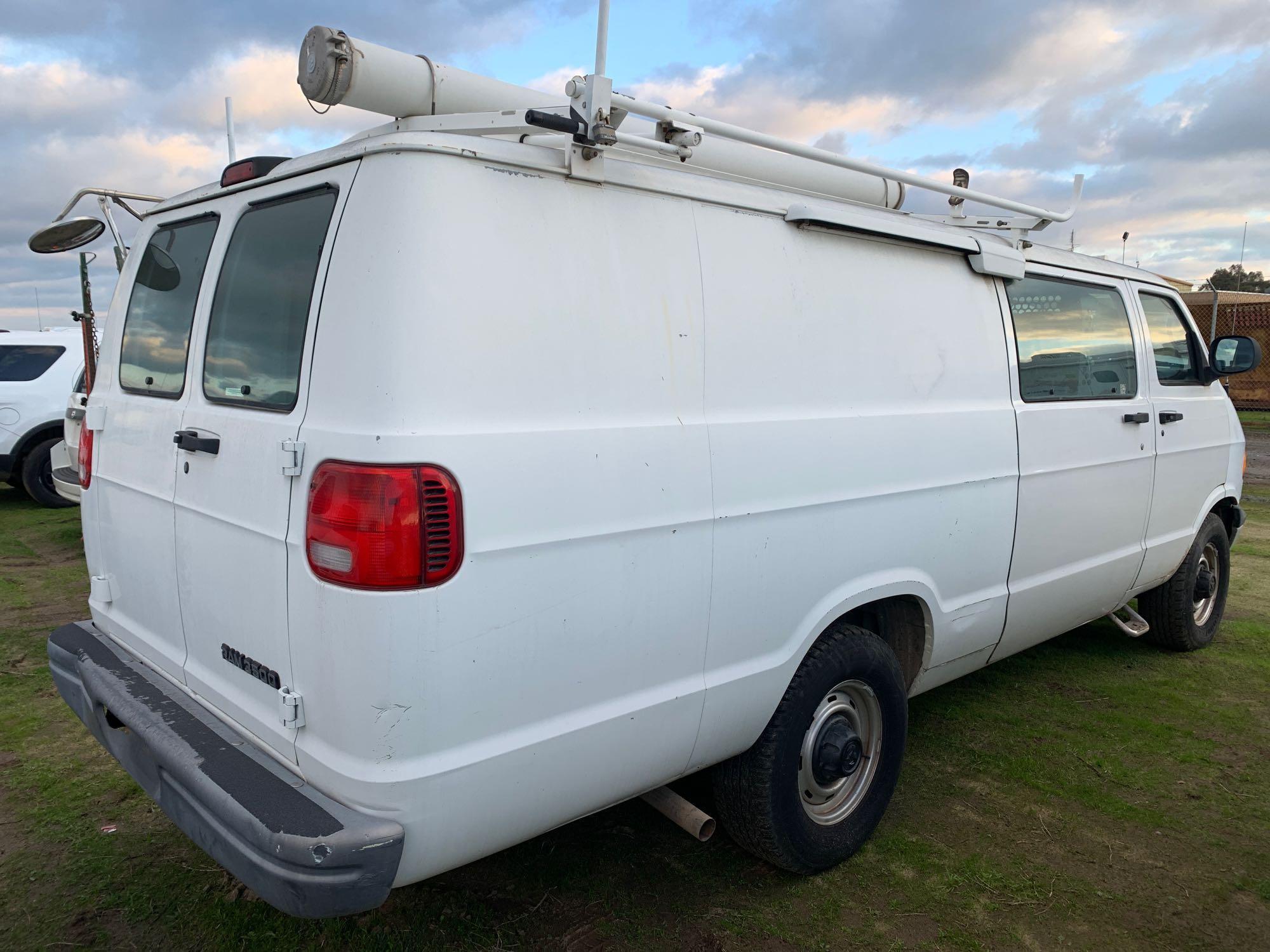 2001 DODGE RAM 3500 CARGO VAN