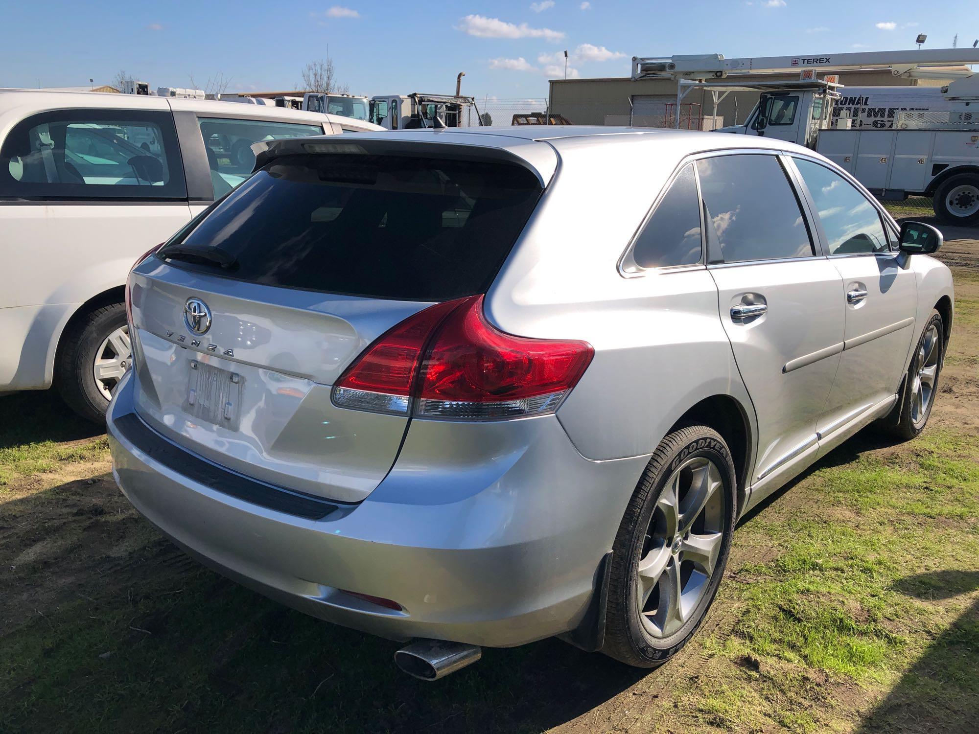 2011 TOYOTA VENZA