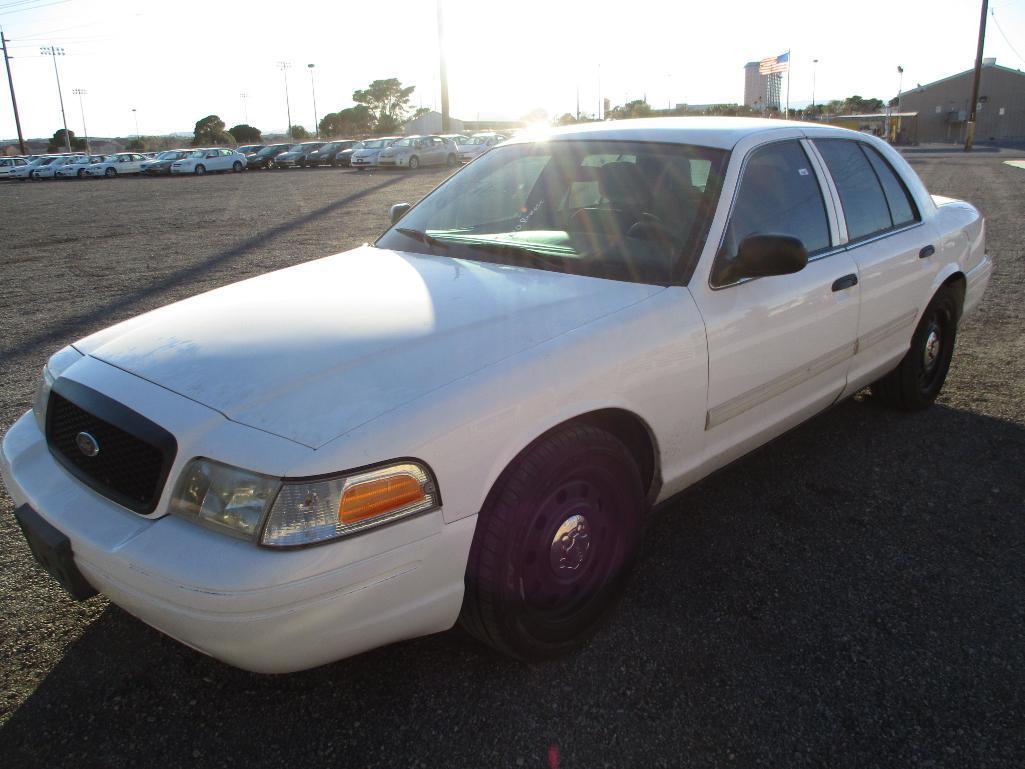 YEAR 2009 MAKE FORD MODEL CROWN VIC VIN 2FAHP71V39X128397 DESCRIPTION NO REVERSE PLASTIC REAR SEAT