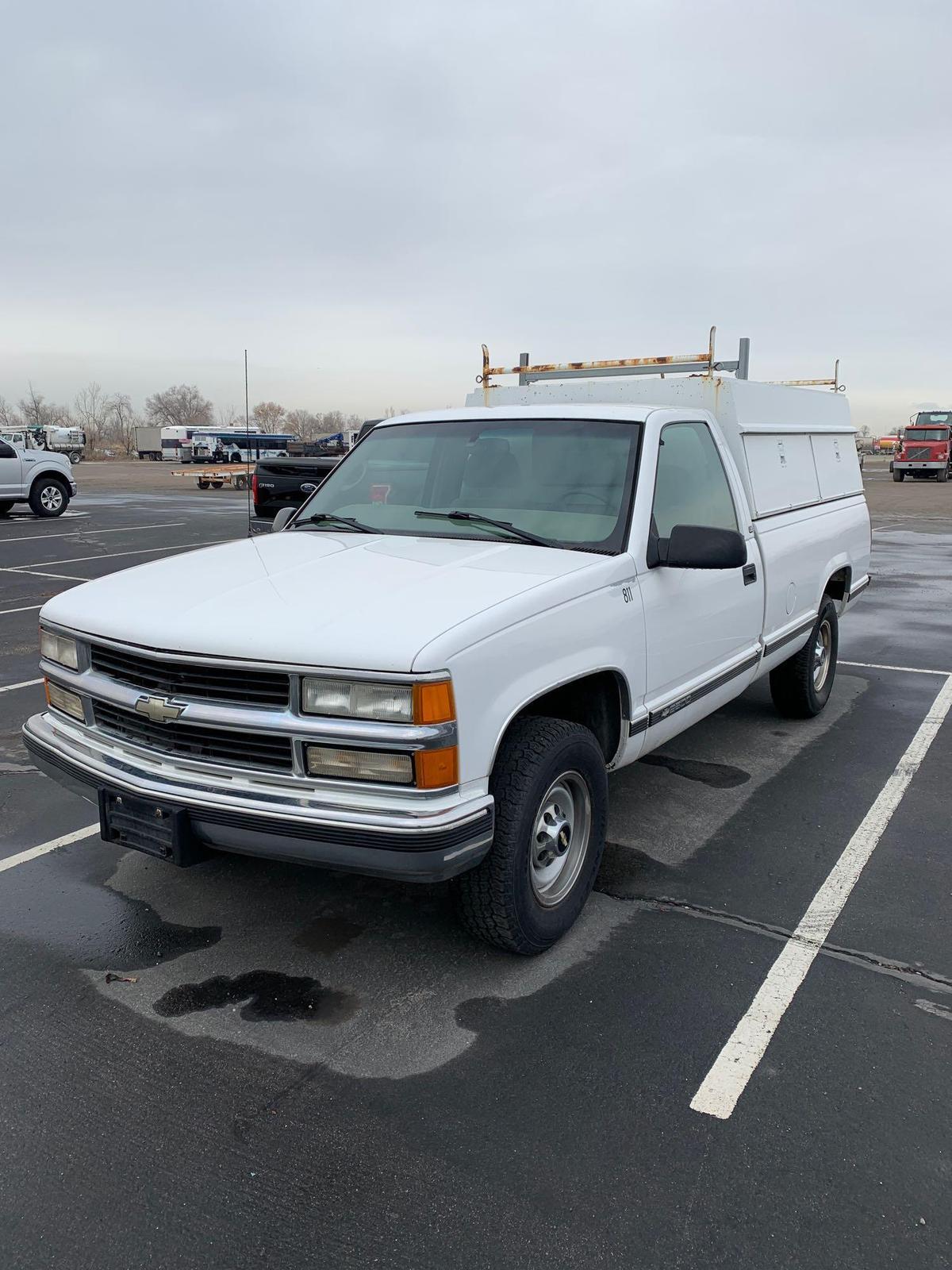 2000 CHEV 2500 2WD