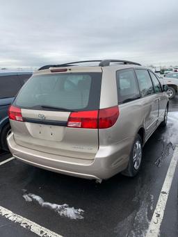 2005 TOYOTA SIENNA