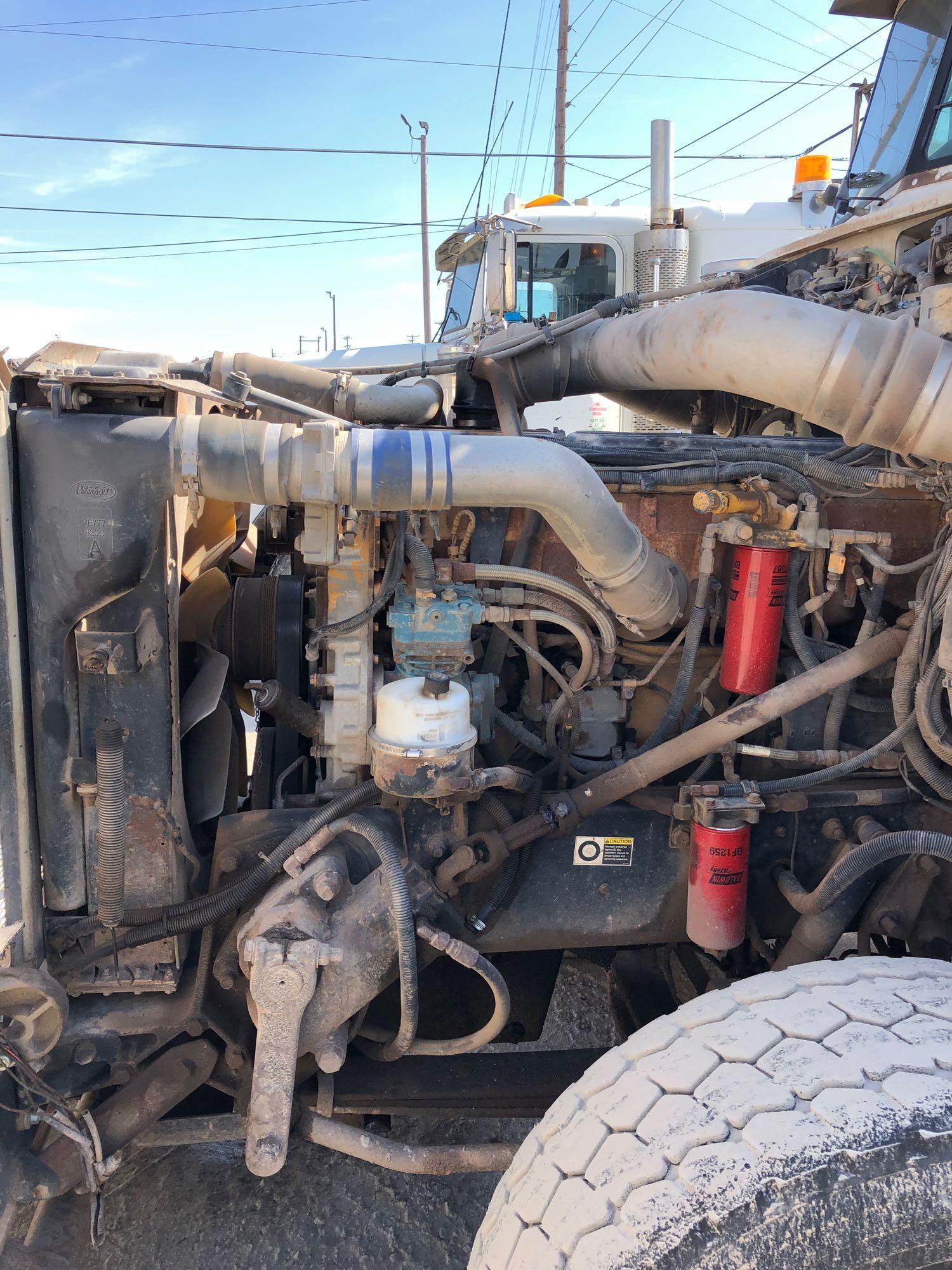 2005 PETERBILT 378 HYDRO VAC TRUCK