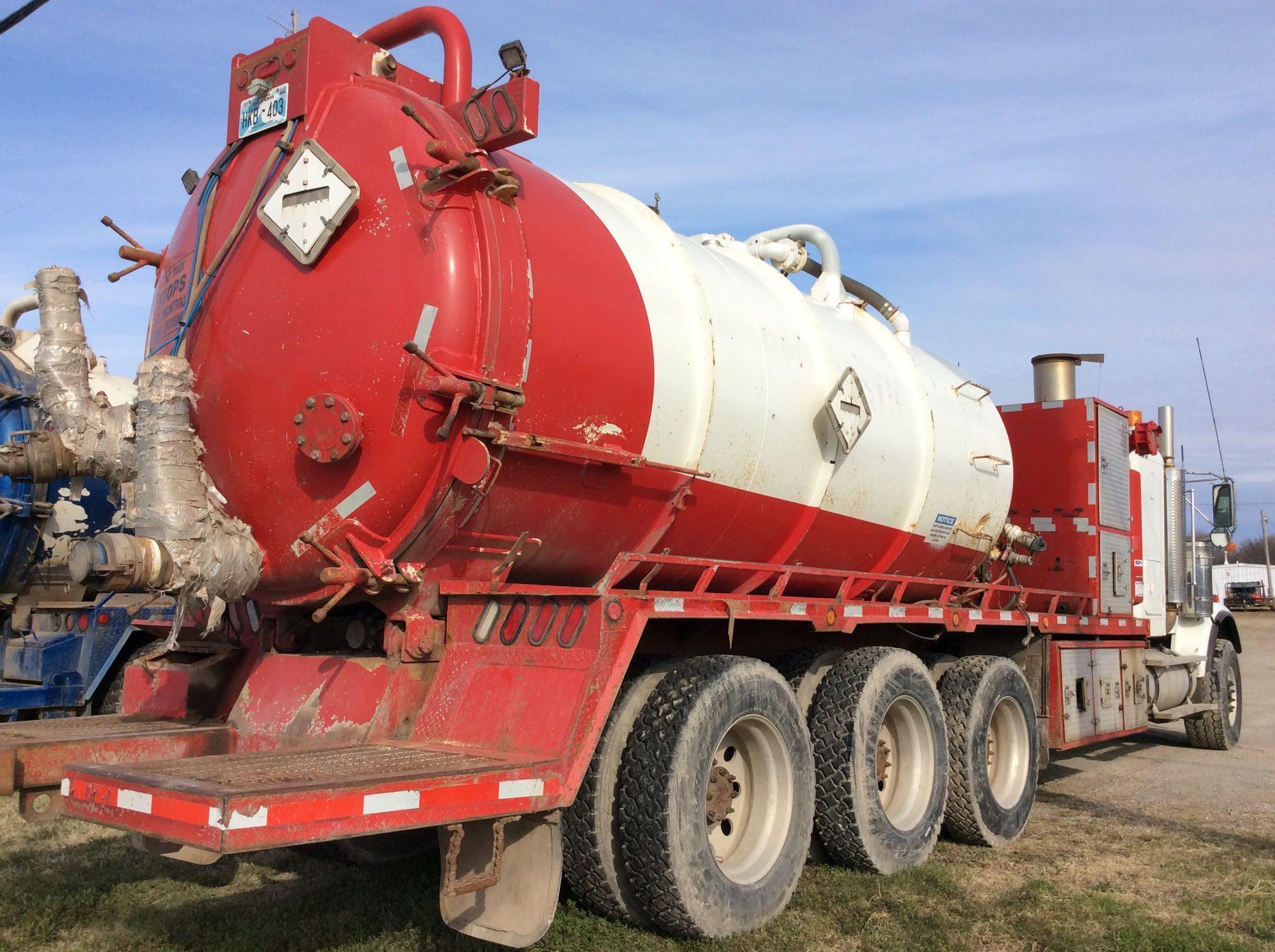 2007 FREIGHTLINER HYDRO VAC TRUCK TRI DRIVE