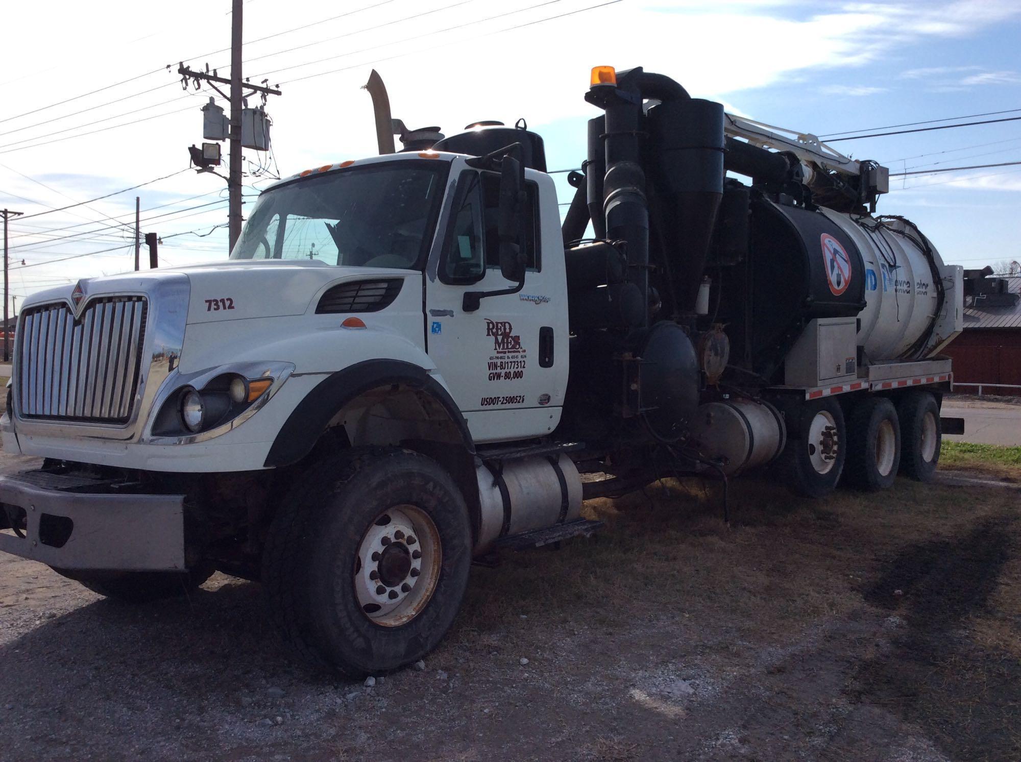 2011 INTERNATIONAL VACTOR HYDRO EXCAVATOR. DEALERS ONLY !!! WRECKED/PARTS