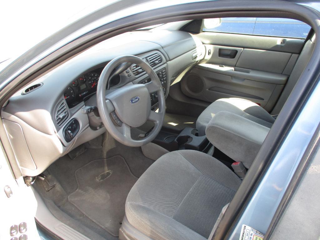 2006 FORD TAURUS