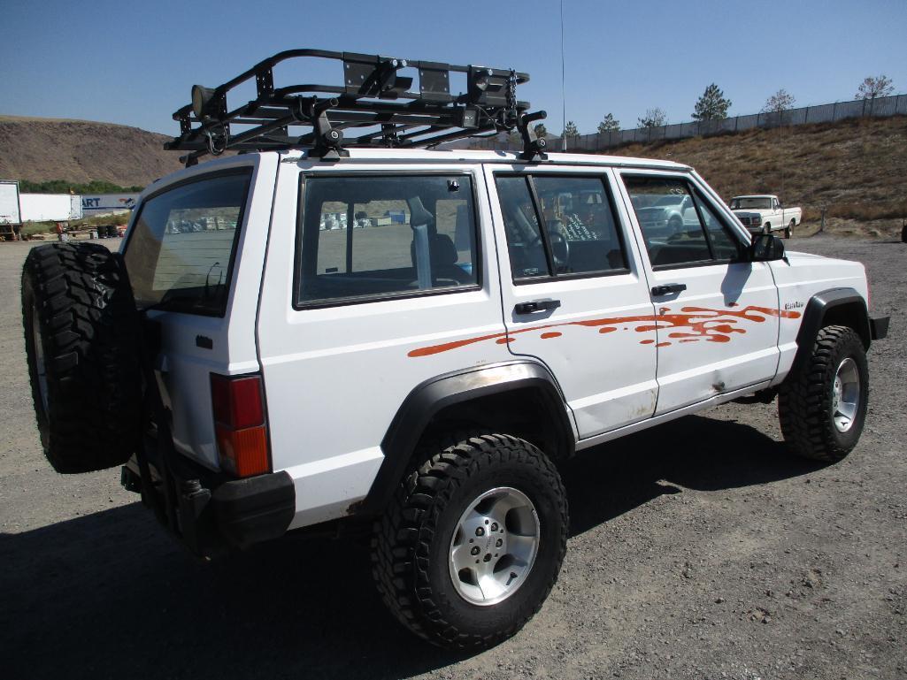 1992 JEEP CHEROKEE SPORT