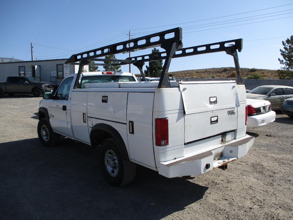 2004 CHEV 2500HD UTILITY