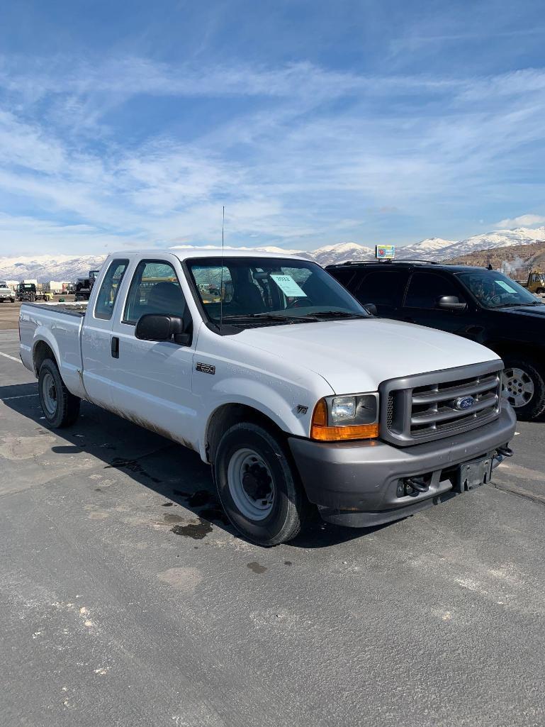 2001 FORD F250 2WD