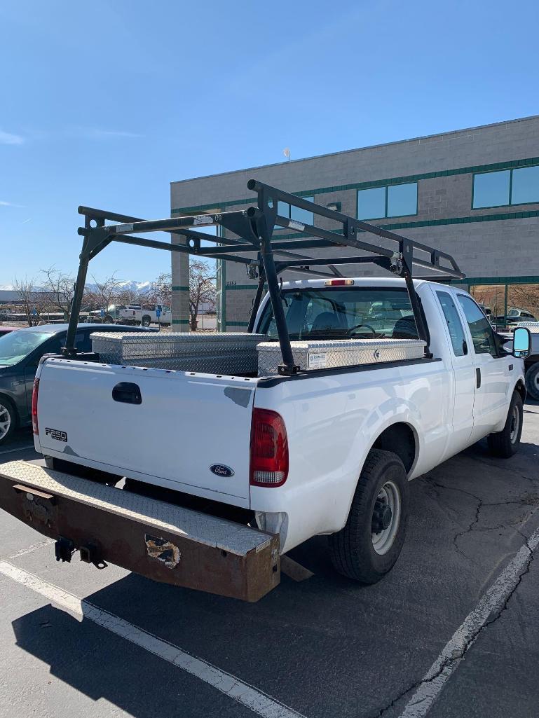 2003 FORD F250 2WD