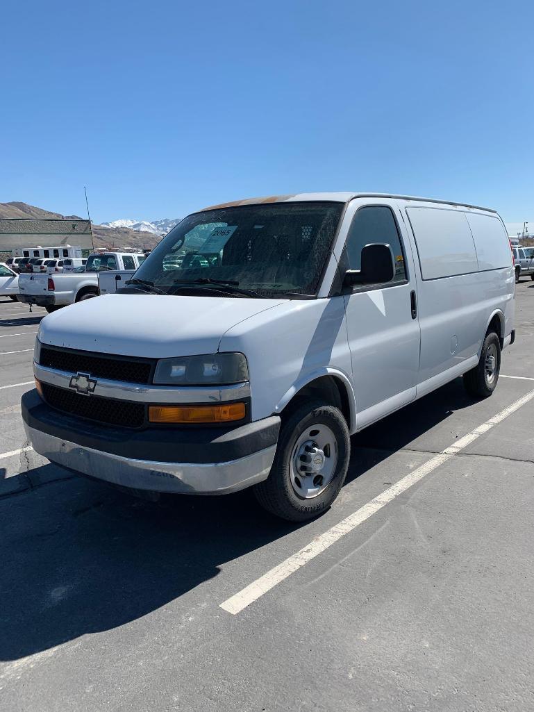 2007 CHEV EXPRESS UTILITY