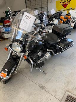 2003 HARLEY ROAD KING