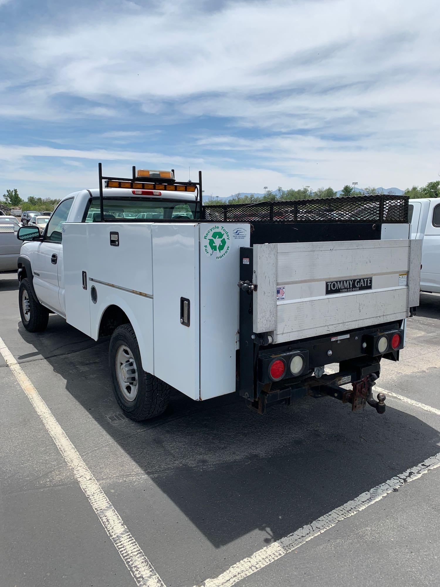 2007 CHEV 2500HD UTILITY