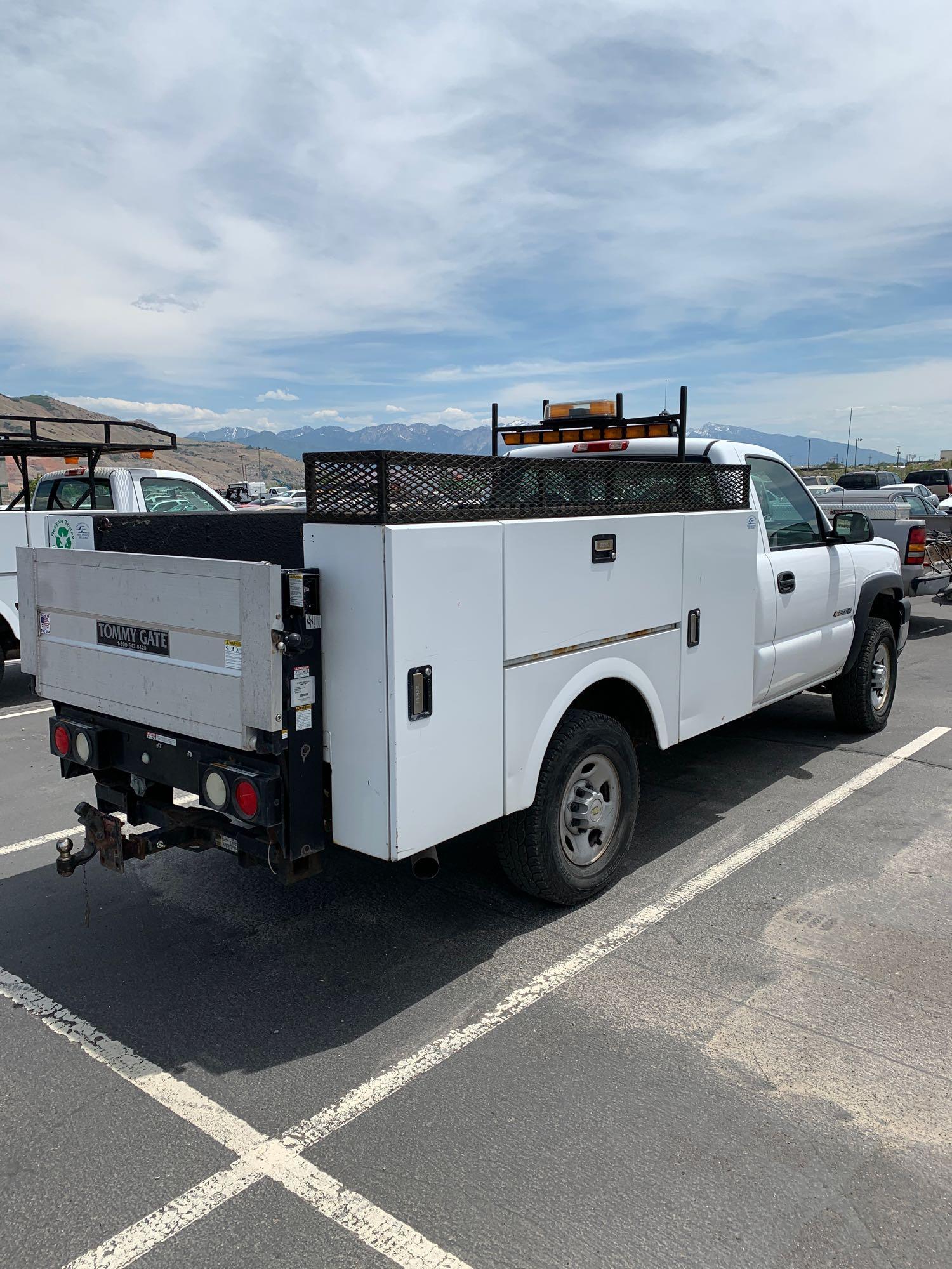 2007 CHEV 2500HD UTILITY