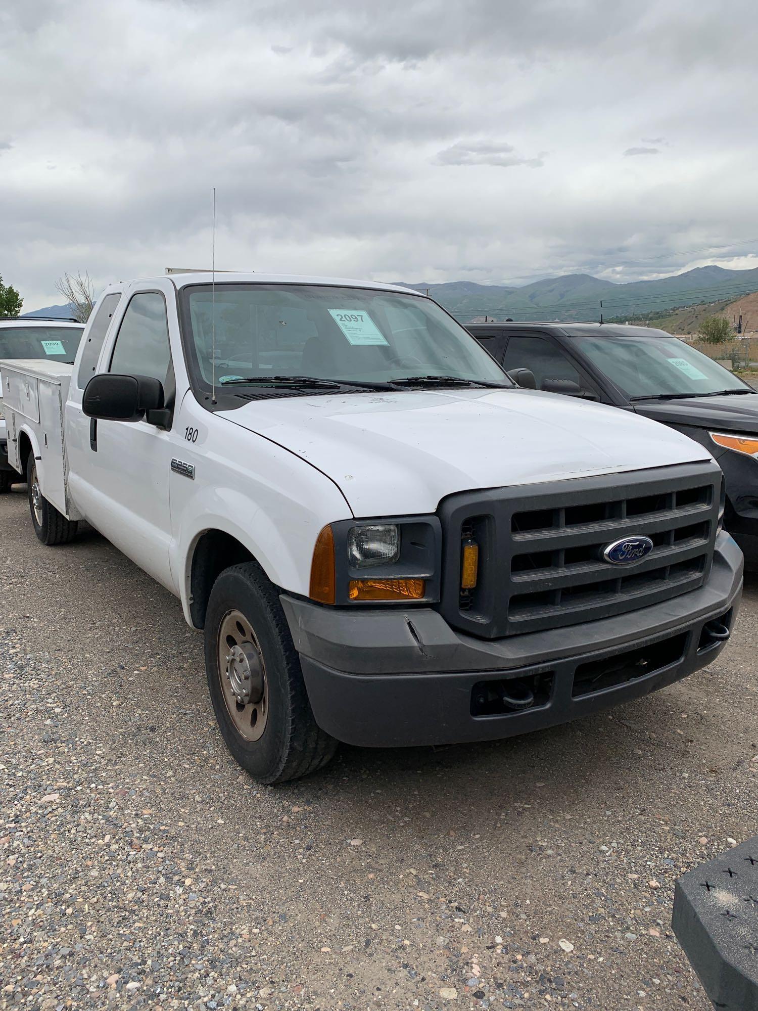 2005 FORD F250 UTILITY