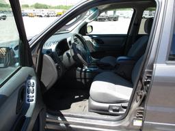 2005 FORD ESCAPE