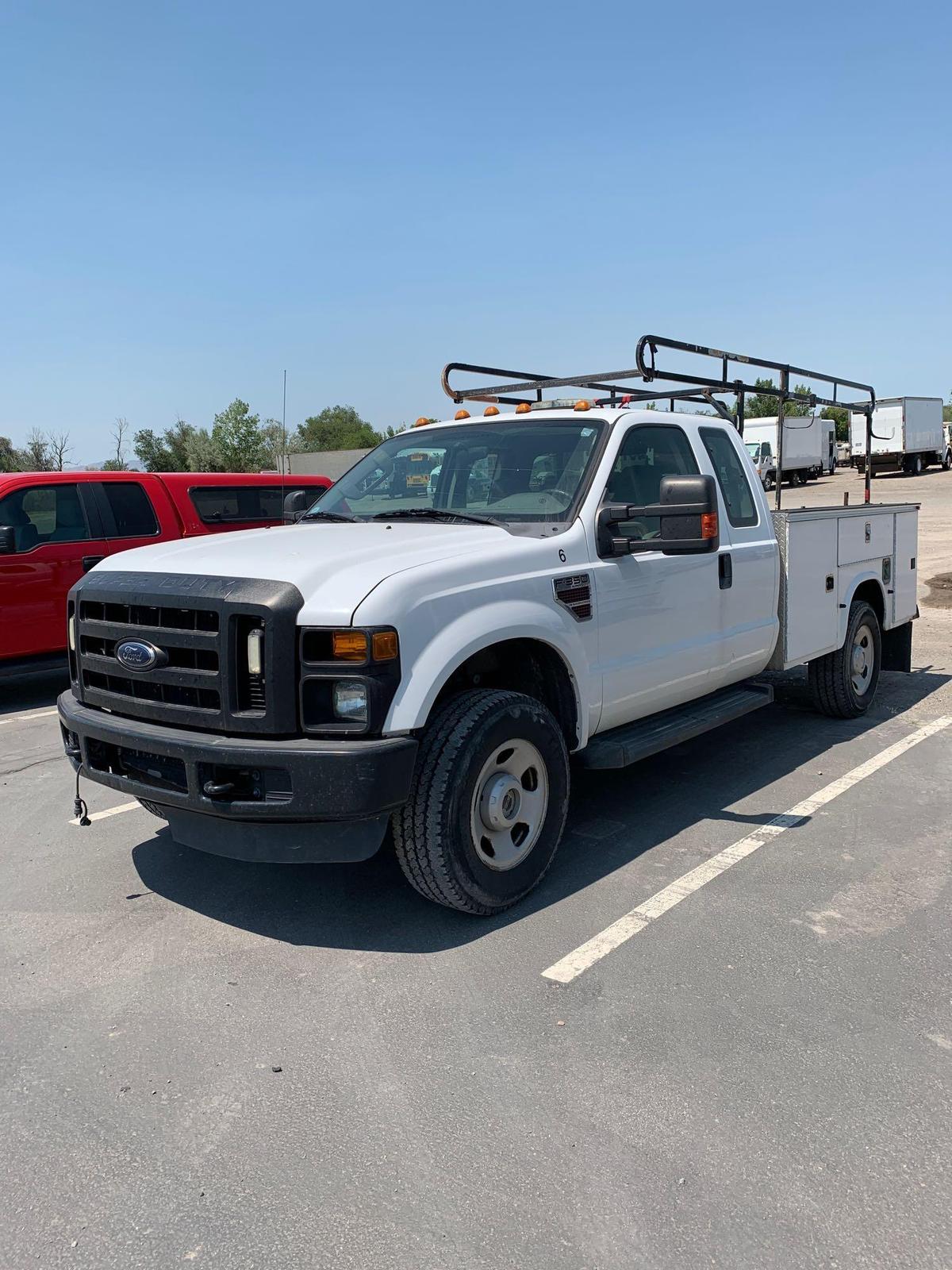 2008 FORD F350 UTILITY